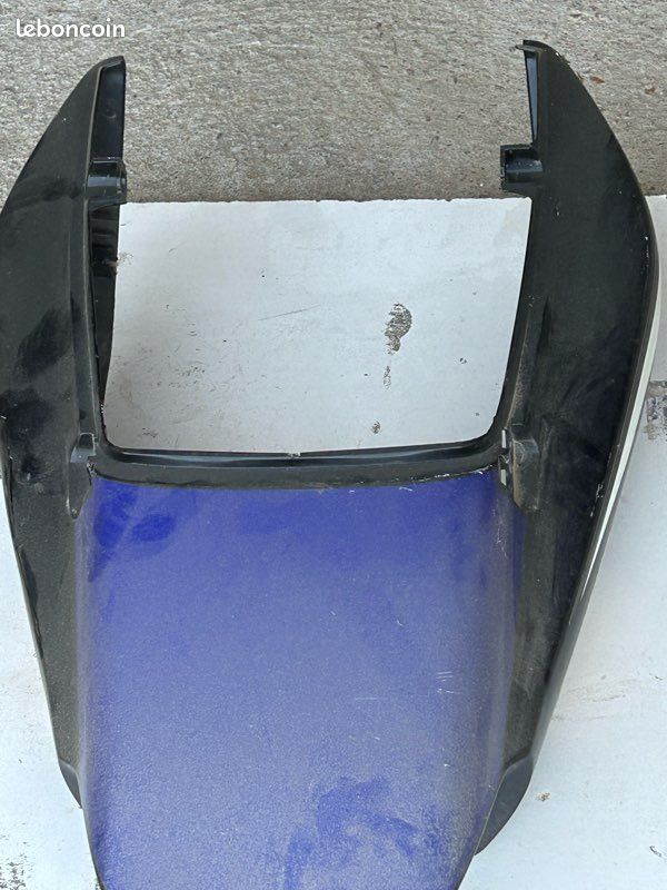 Coque arrière moto (image 1)