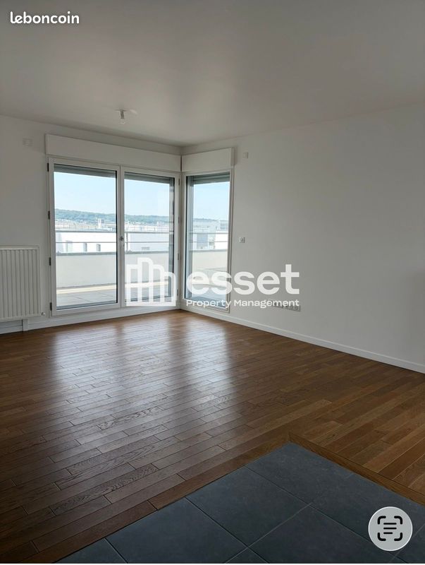 Appartement 4 pièces 93 m² · à Rueil-Malmaison · 93 m² · 2 247 €
