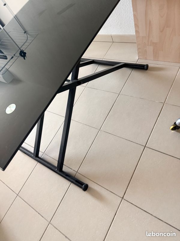 Table en verre réglable très bon état (image 3)