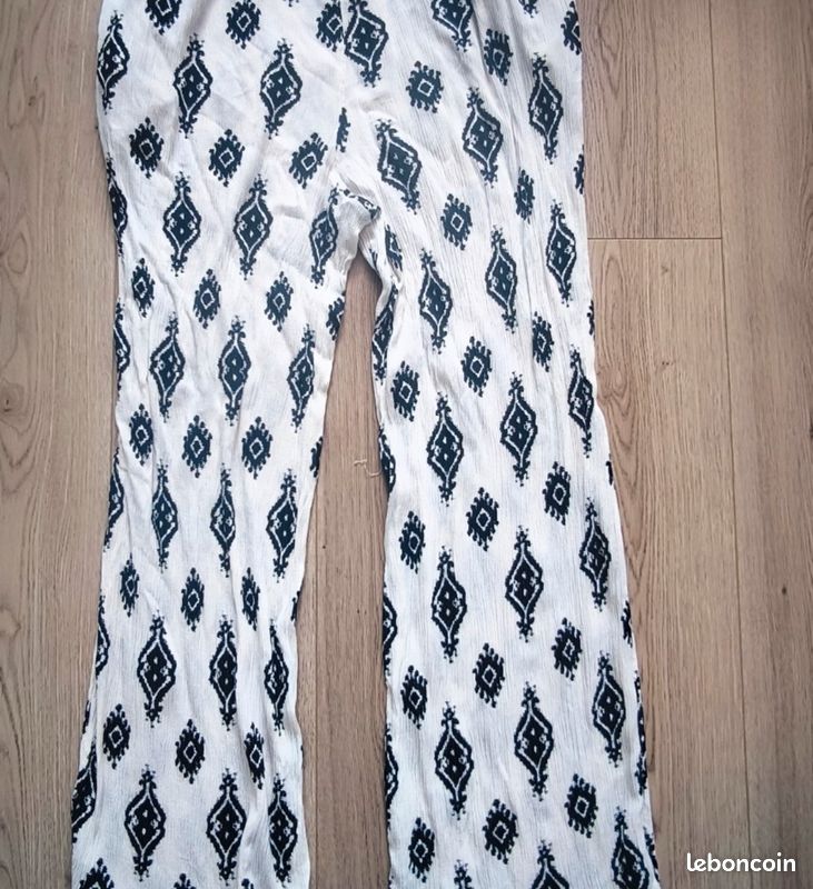 Kiabi femme - Pantalon d'été blanc à motifs noirs - Taille L (image 1)