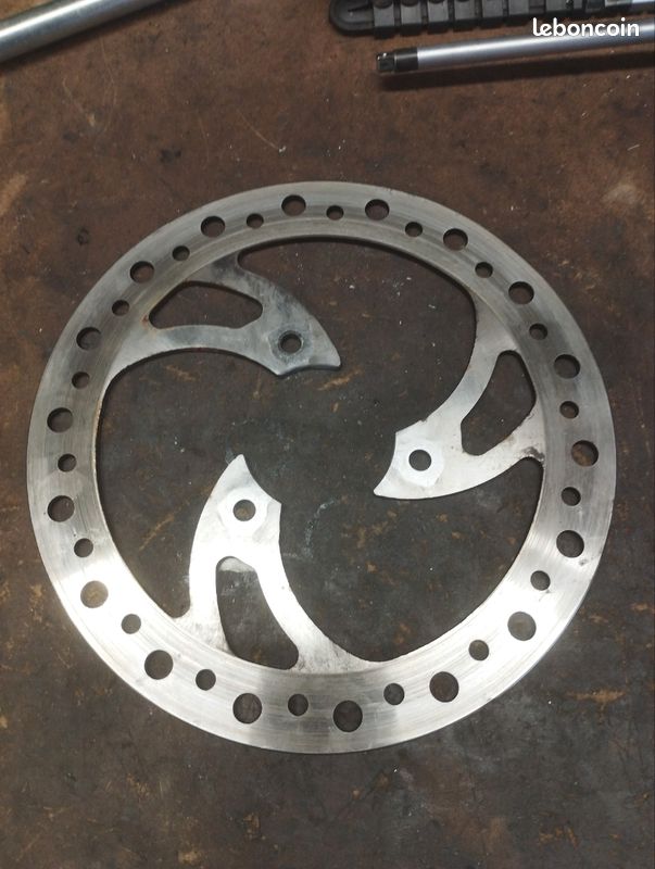 Disque de frein avant Elystar Elyseo Jet diamètre 226mm (image 2)