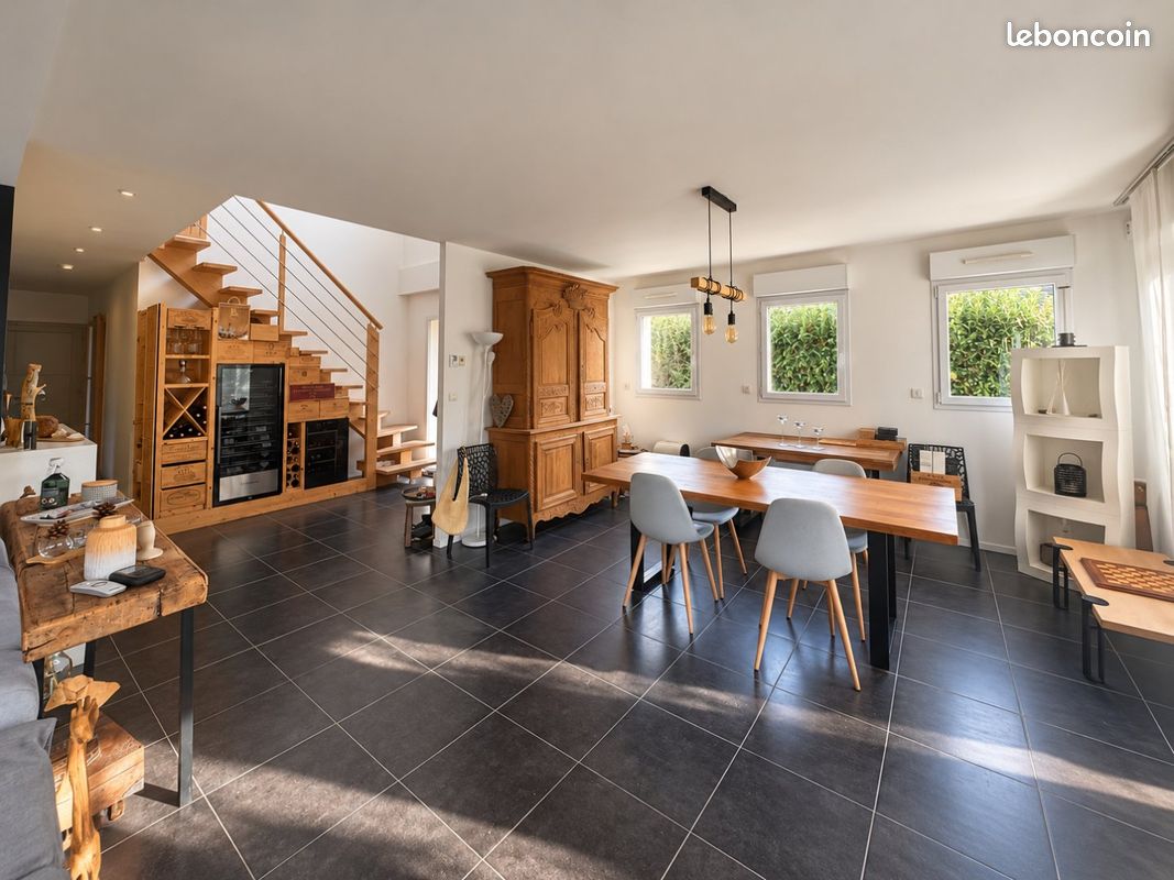 Maison 6 pièces 185 m² · à Querrieu · 185 m² · 425 000 €