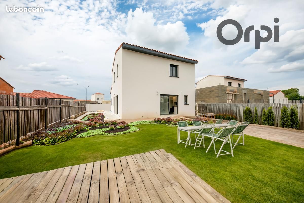 Maison 5 pièces 115 m² · à Pia · 115 m² · 349 000 €