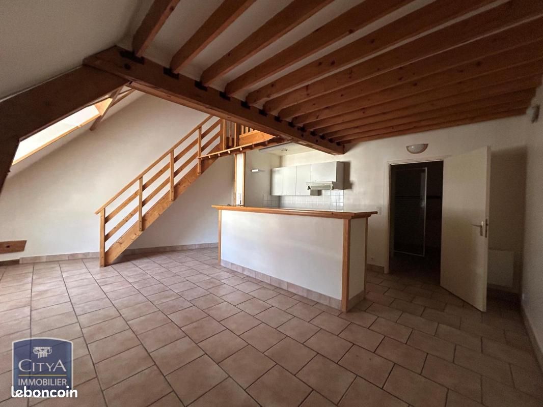 Appartement 2 pièces 38 m² · à Blois · 38 m² · 555 €