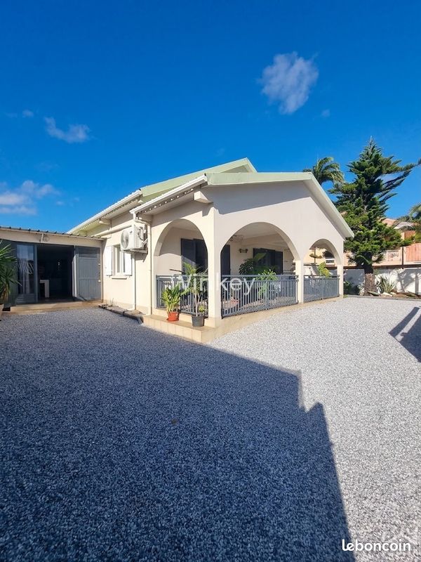 Maison 7 pièces 149 m² · à Sainte-Marie · 149 m² · 496 000 €