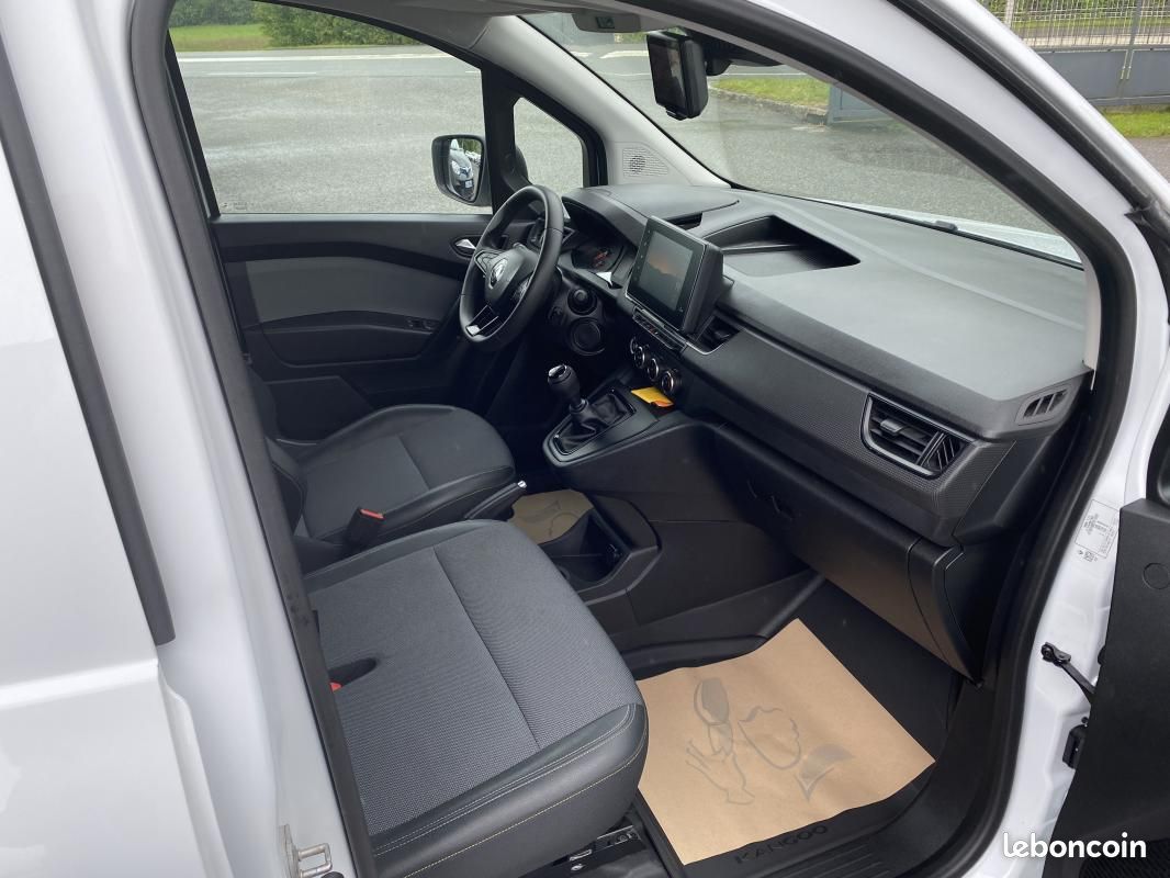 Renault Kangoo 3 VAN EXTRA BLUE DCI 95 (image 18)