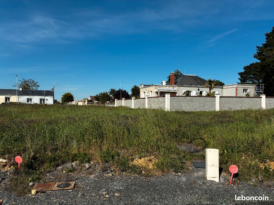 Terrain 366 m² · à Challans · 70 300 €