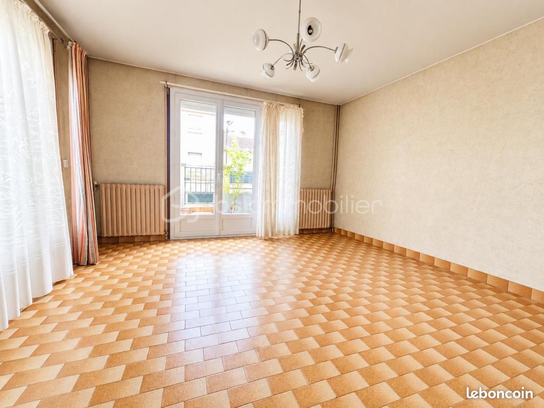 Maison 3 pièces 77 m² · à Ivry-sur-Seine · 77 m² · 392 000 €