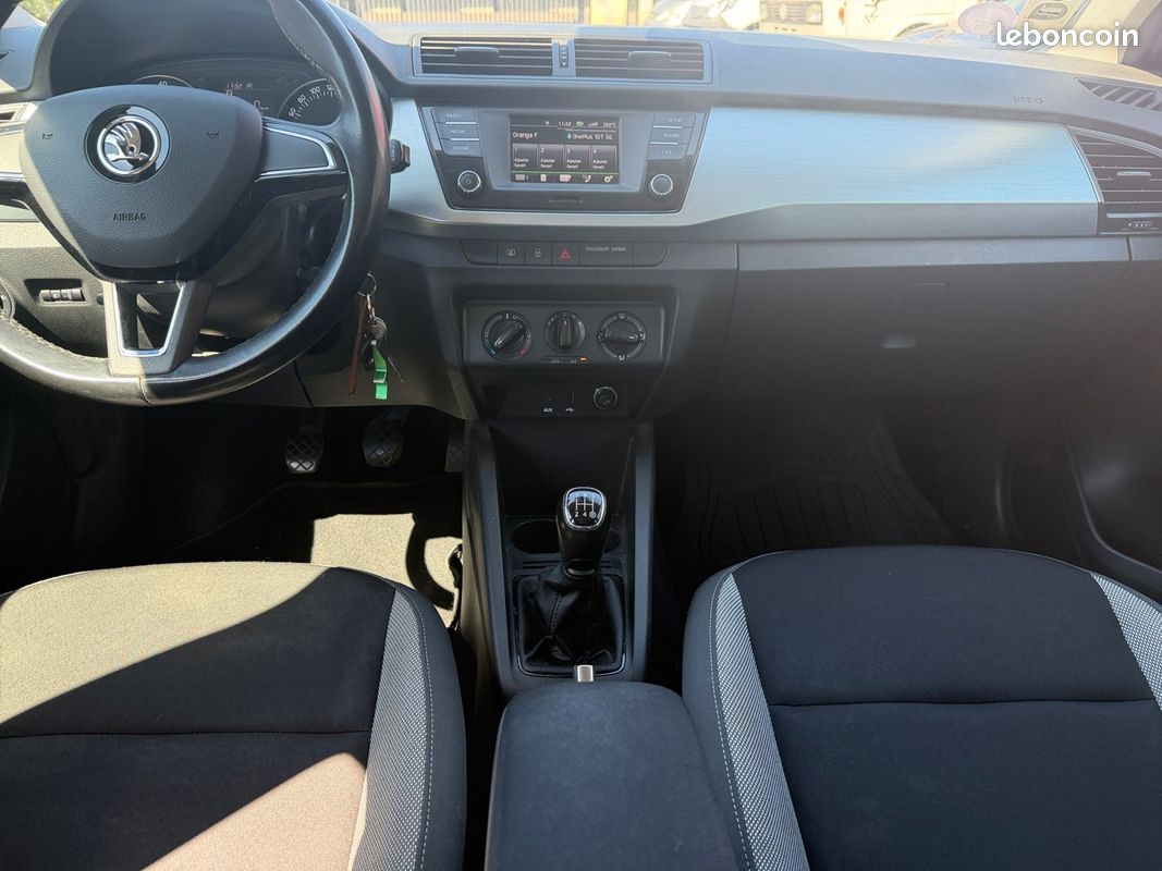 SKODA FABIA 1.0 MPI 75 ch Greentec Ambition (image 12)