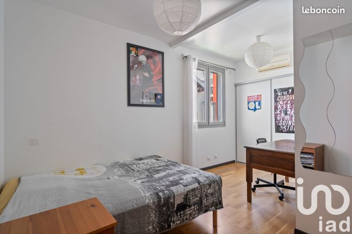 Maison familiale 5 pièces 223 m² — 13