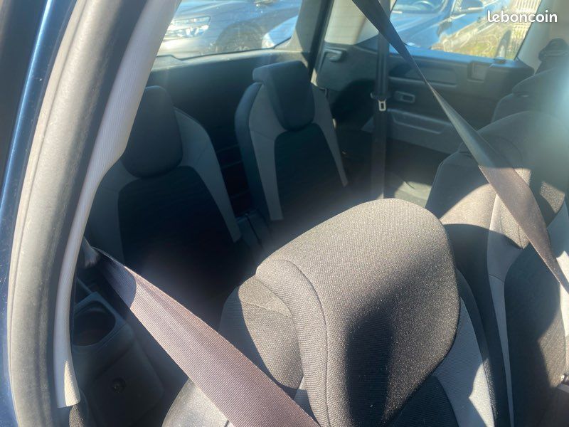 Citroën c4 Picasso 7 places (image 5)