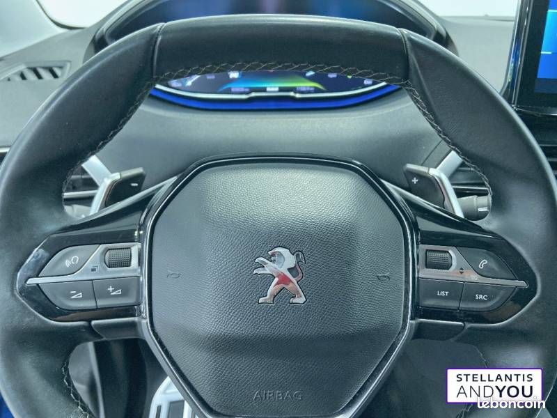 Peugeot 3008 Hybrid 225 e-EAT8 Roadtrip (image 20)