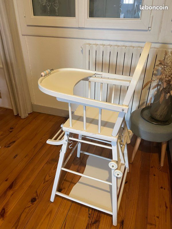 Chaise haute bébé combelle blanche (image 3)
