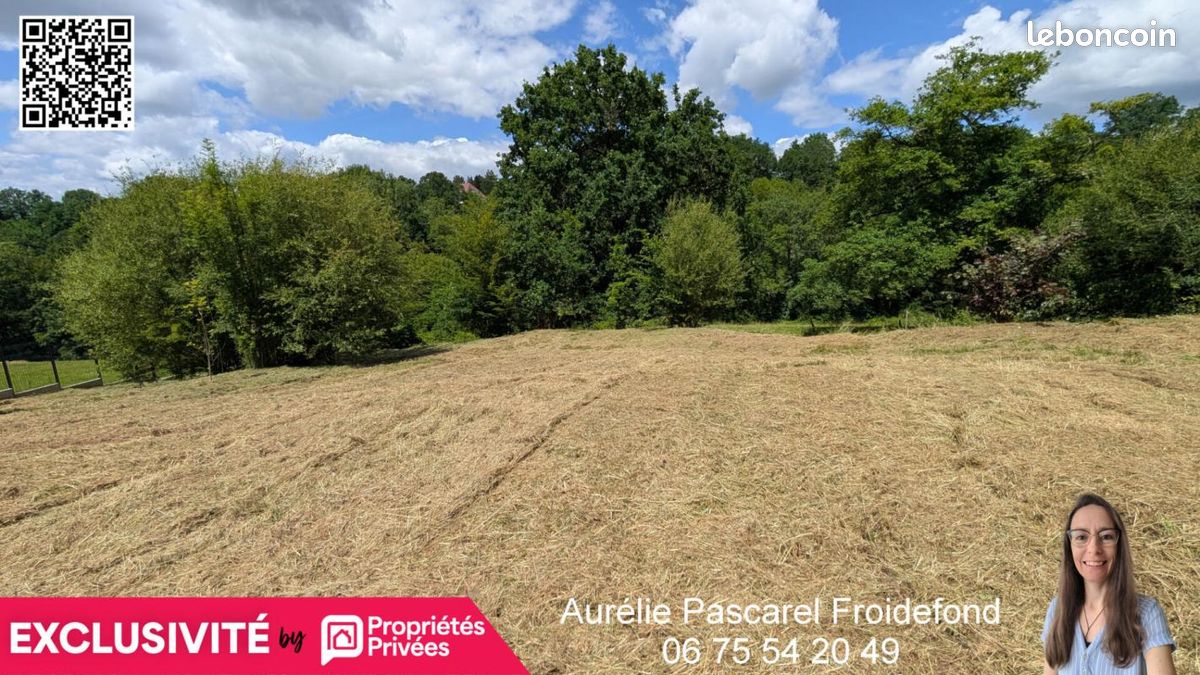 Terrain 1 700 m² Objat · 25 990 €