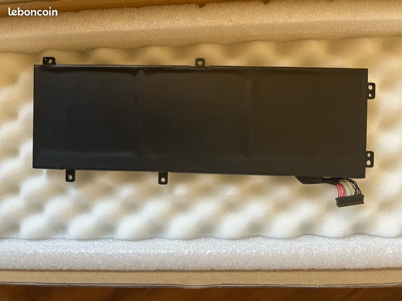 Dell 3-cell 56 Wh Lithium Ion Replacement Battery for Select Laptops (image 2)