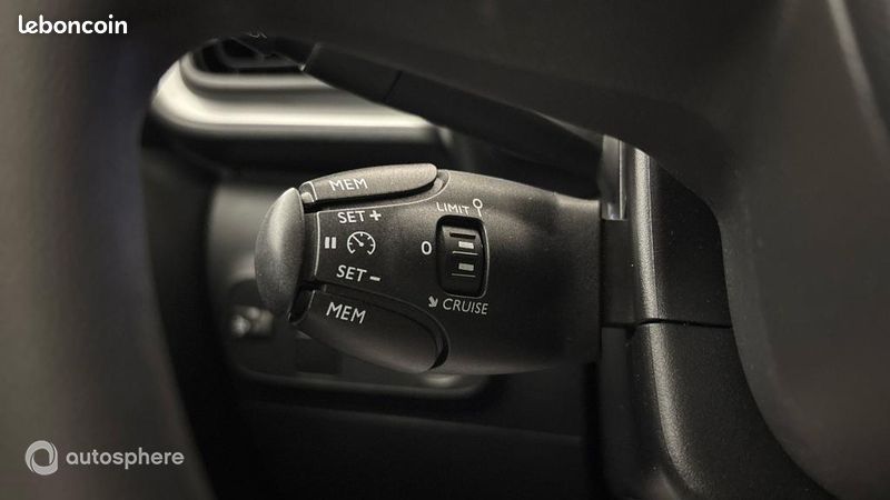 Citroen C3 1.2 PureTech 83ch S&S Feel Pack (image 25)