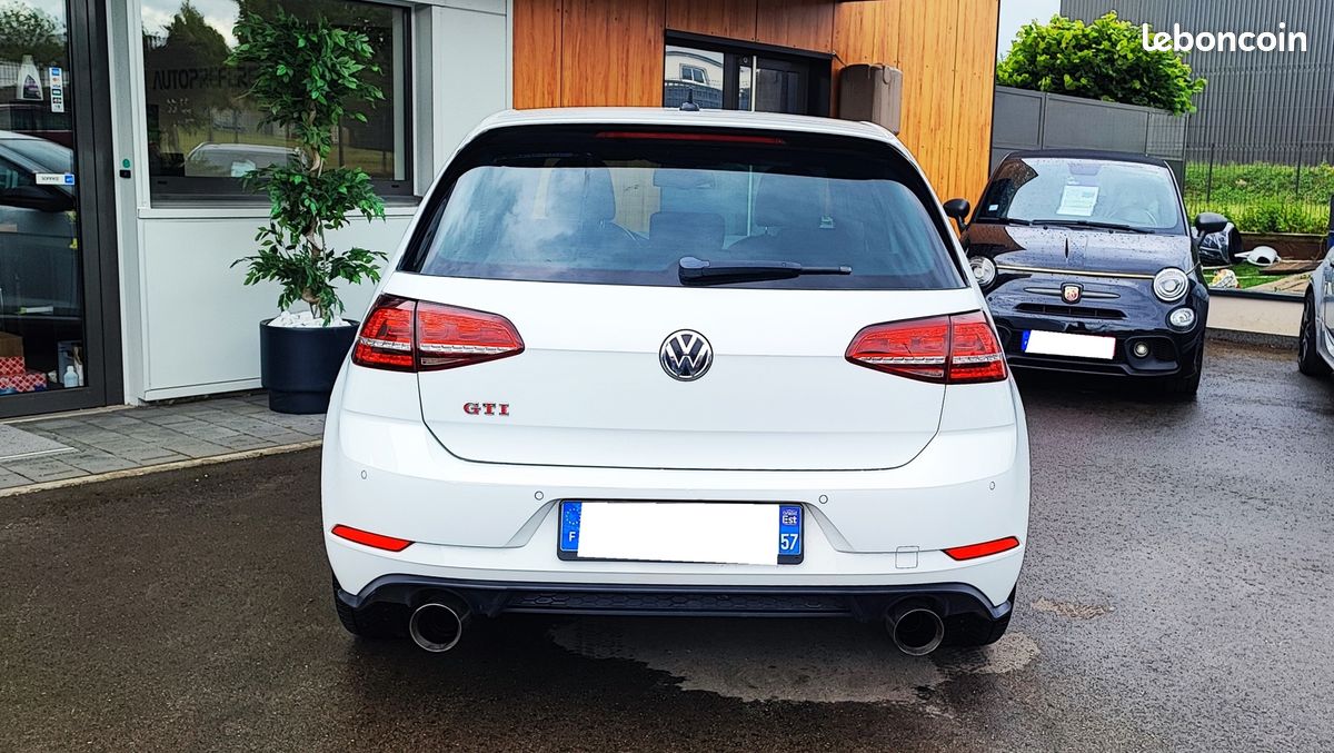 Volkswagen GOLF VII 2.0 TSI 230 CH GTI PERFORMANCE 5P*KEYLESS*FRONT ASSIST*ACC*PARK PILOT*DYNAUDIO (image 10)