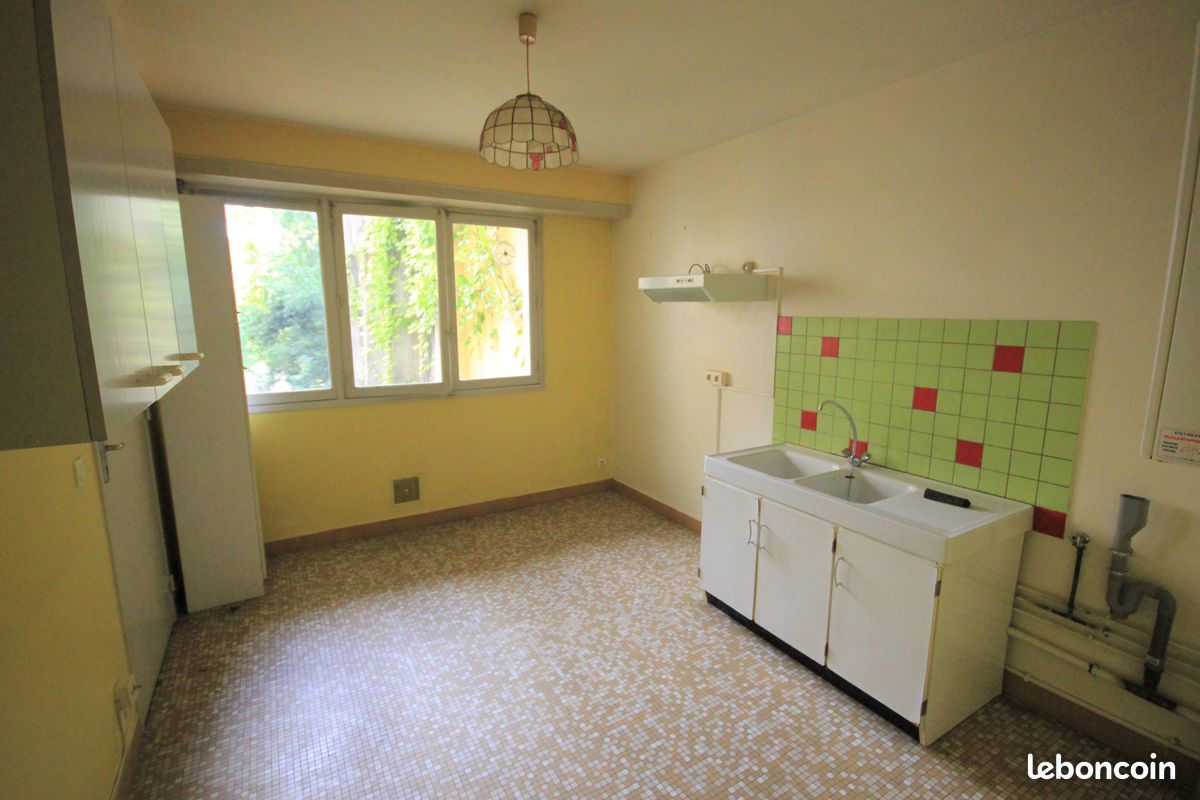 Appartement 2 pièces 53 m2 centre ville - Pau 64000 (image principale 2)