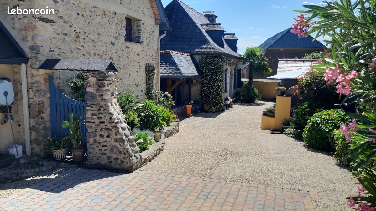Maison 6 pièces 163 m² · à Lanne · 163 m² · 375 000 €
