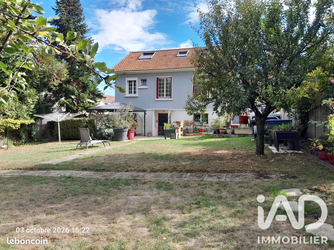 Maison 5 pièces 120 m² · à Villeneuve-le-Roi · 120 m² · 420 000 €