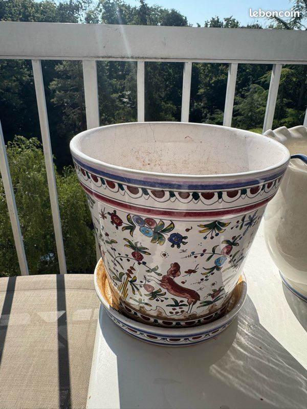 Cache pot ancien (image 2)