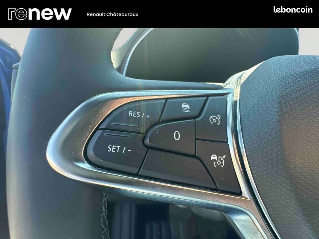 RENAULT Clio E-Tech full hybrid 145 ch GSR2 Techno (image 19)
