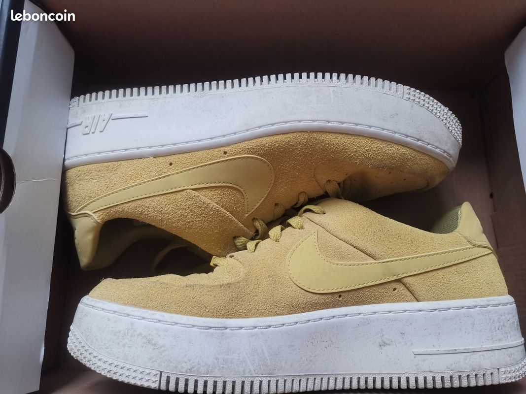 Nike Air Force Sage Low – Jaune Celery Chaussures