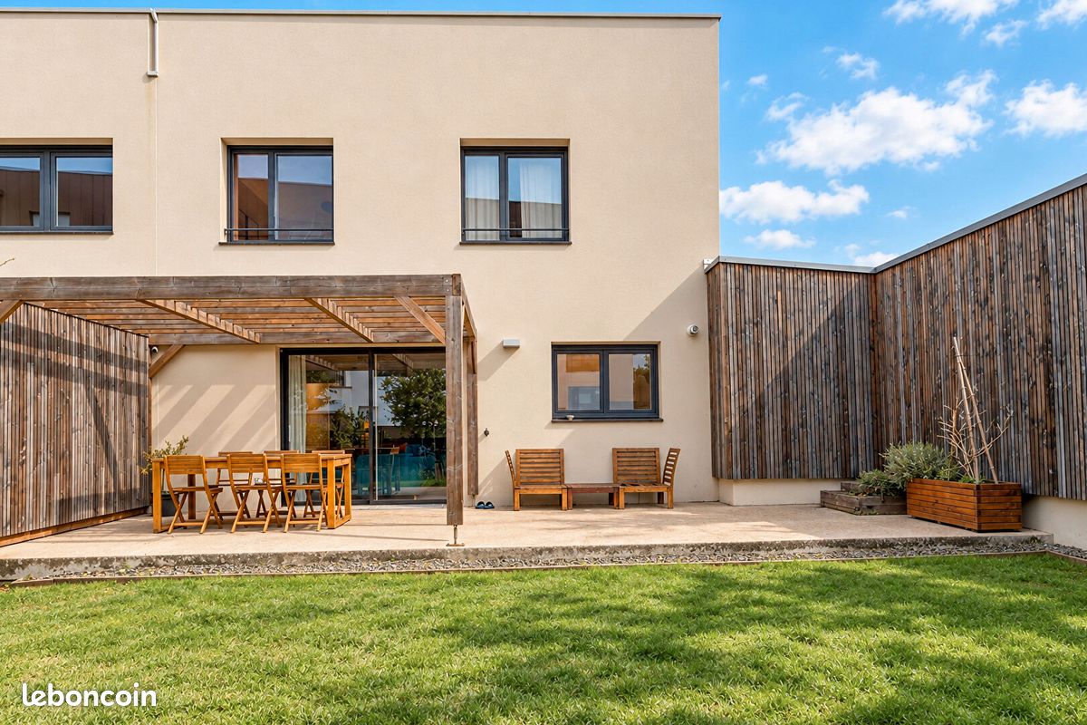 Maison 6 pièces 114 m² · à Orgères · 114 m² · 314 900 €