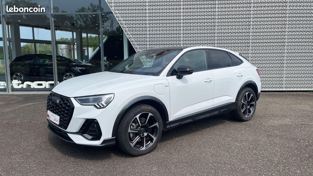 AUDI Q3 Sportback 45 TFSIe 245 ch S tronic 6 S line (image 1)