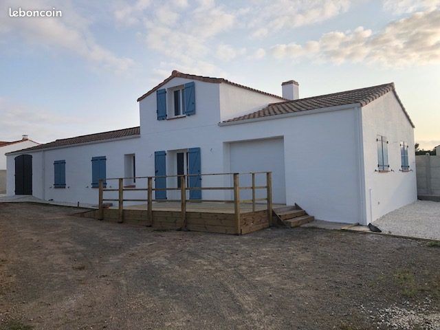 Maison 5 pièces 130 m² · à Brem-sur-Mer · 130 m² · 950 €/mois