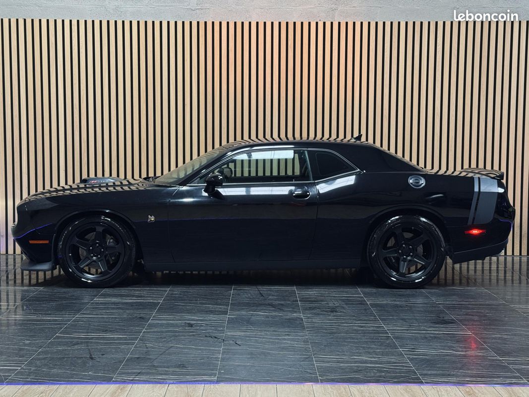 Dodge challenger 6.4l 485 srt scatpack hornet shaker immat fr sort de résvision etat neuf (image 10)