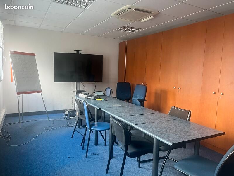 Bureaux 1 368 m² (image 8)