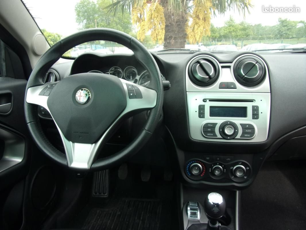 Alfa Romeo MiTo 1.4 MPI MultiAir Start & Stop 105 Distinctive (image 10)