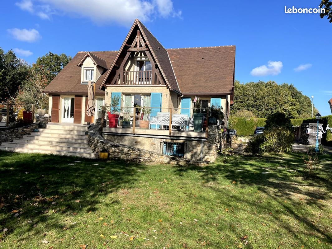 Maison 7 pièces 184 m² · à Maintenon · 184 m² · 388 000 €