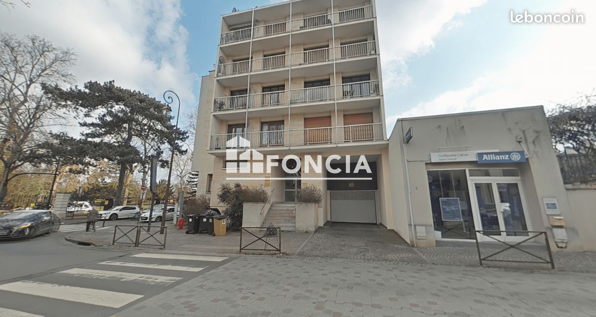 Parking · à Montmorency · 100 €/mois