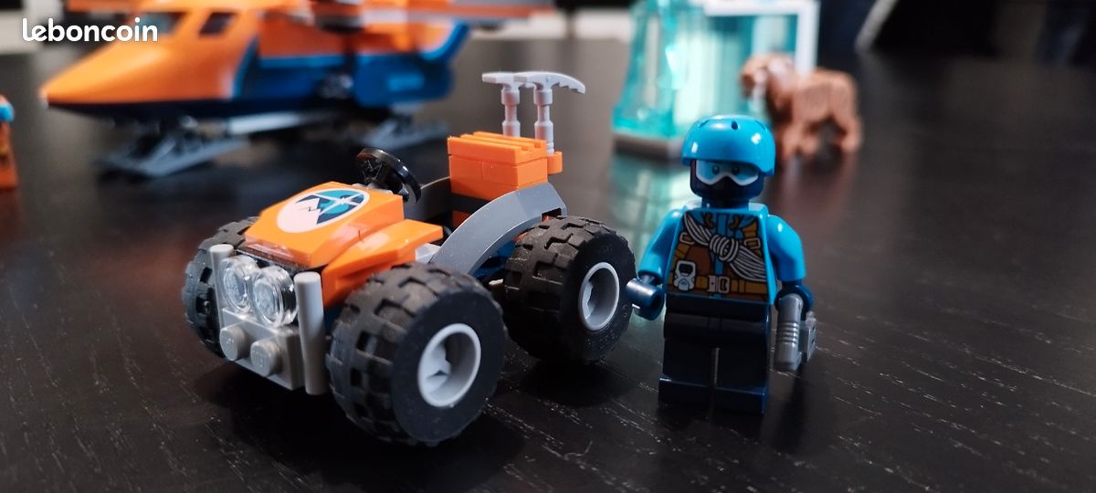 LEGO City 60193 Arctic Expedition L'hélicoptère arctique (image 3)