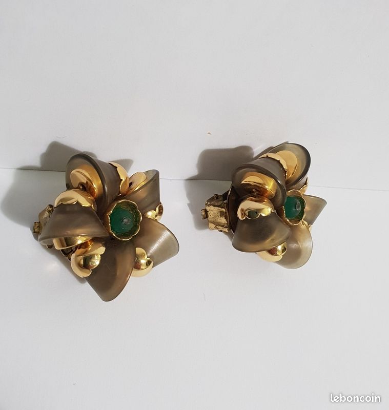 Boucles D'oreilles Vintage Fleur à Clips - Zircon Doré, Matière Verre