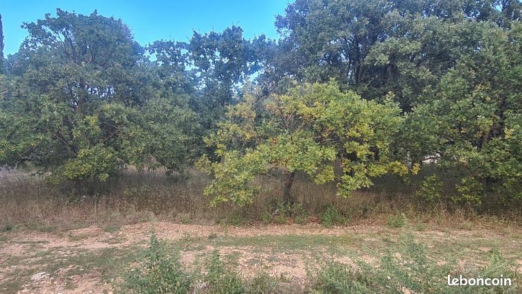 Terrain 398 m² Bollene