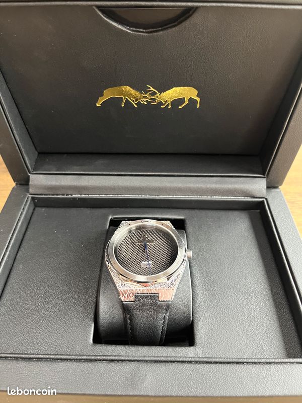 Montre collector Johnny Hallyday Edition limitée numérotée