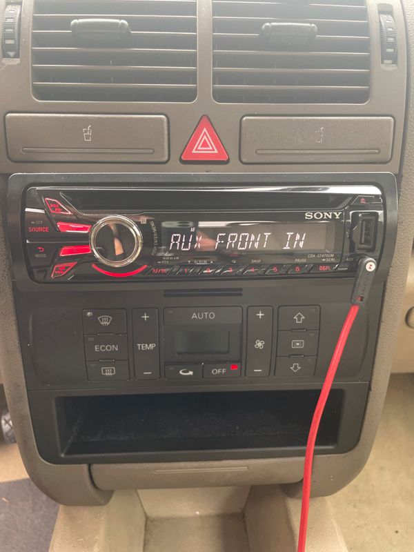 ② Autoradio CD Sony Bon état de fonctionnement. — Autoradios