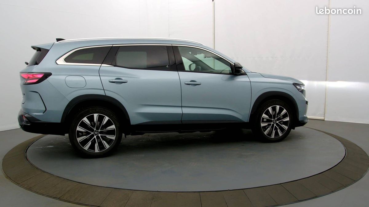 RENAULT Espace full hybrid E-Tech 200 ch 5pl Techno (image 6)