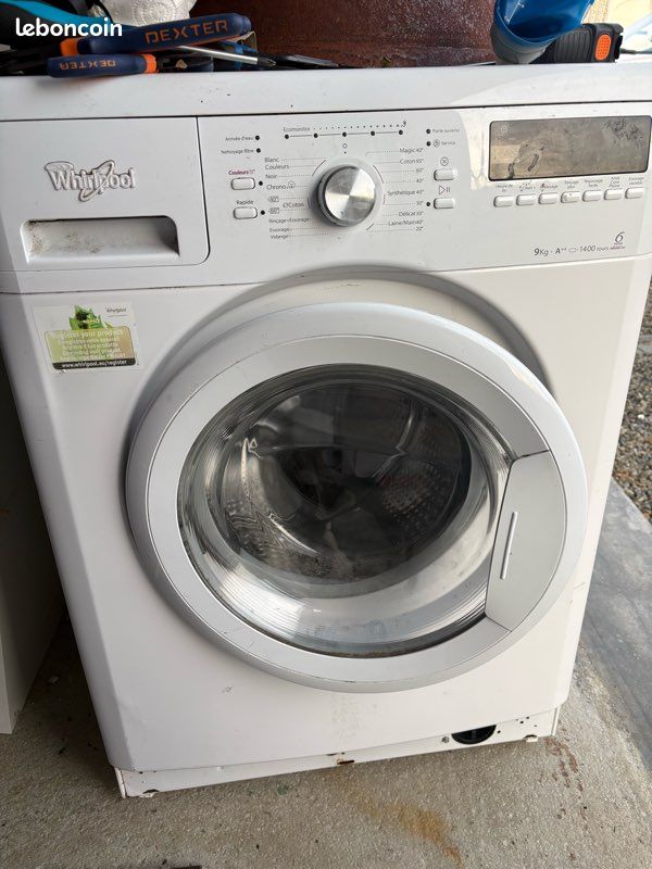Machine A Laver Whirlpool F05