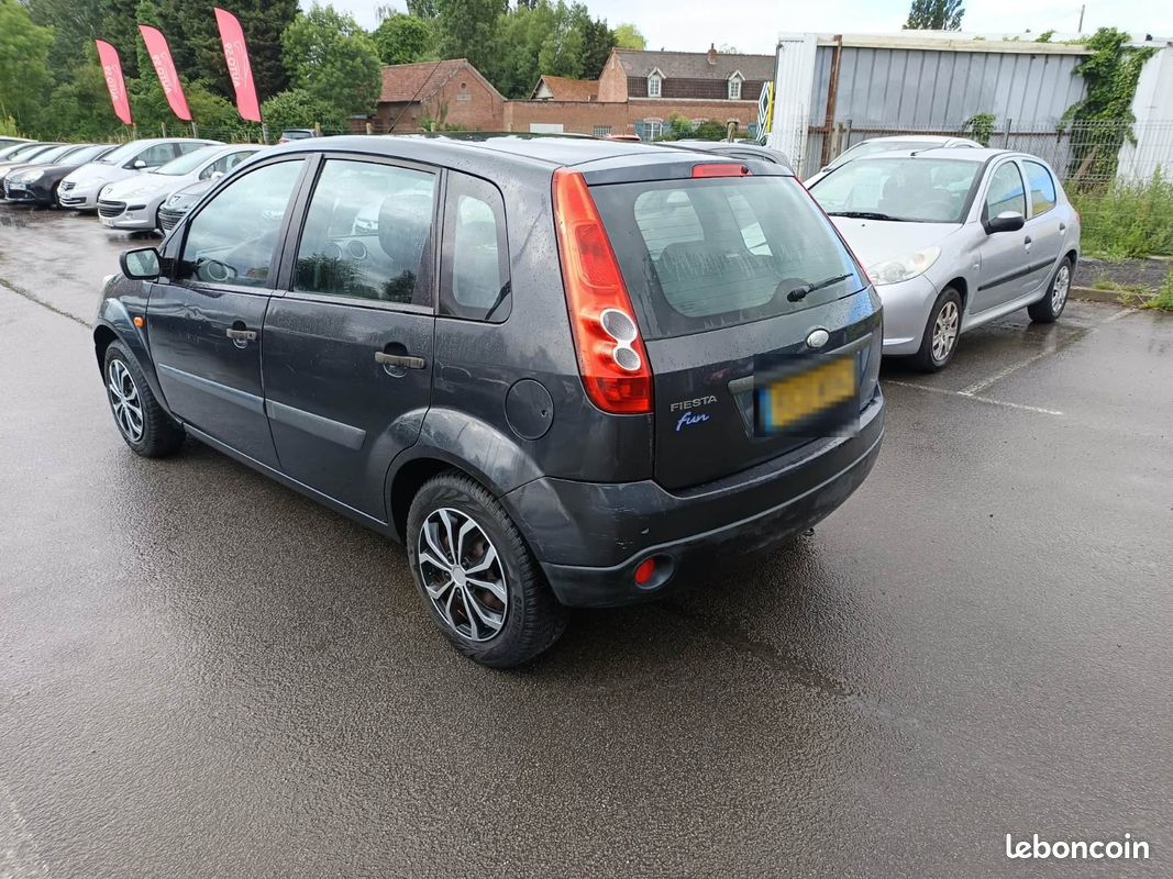 FORD Fiesta /1.3 70CH/Garantie/4x sans frais (image 3)