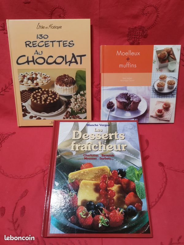 3 livres de recettes de cuisine desserts et chocolat (image 1)