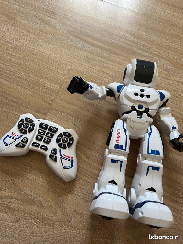 Robot Marko buki (image 1)
