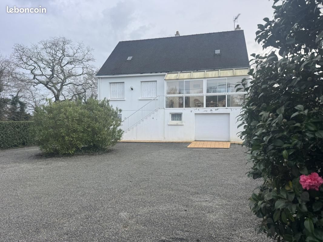 Maison 6 pièces 143 m² · à Férel · 143 m² · 227 700 €