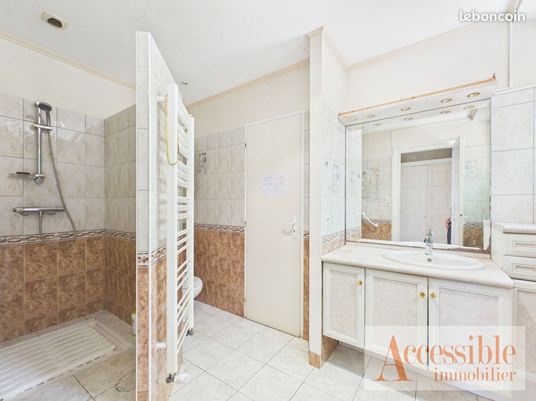 Villa 11 pièces 302 m² (image 11)