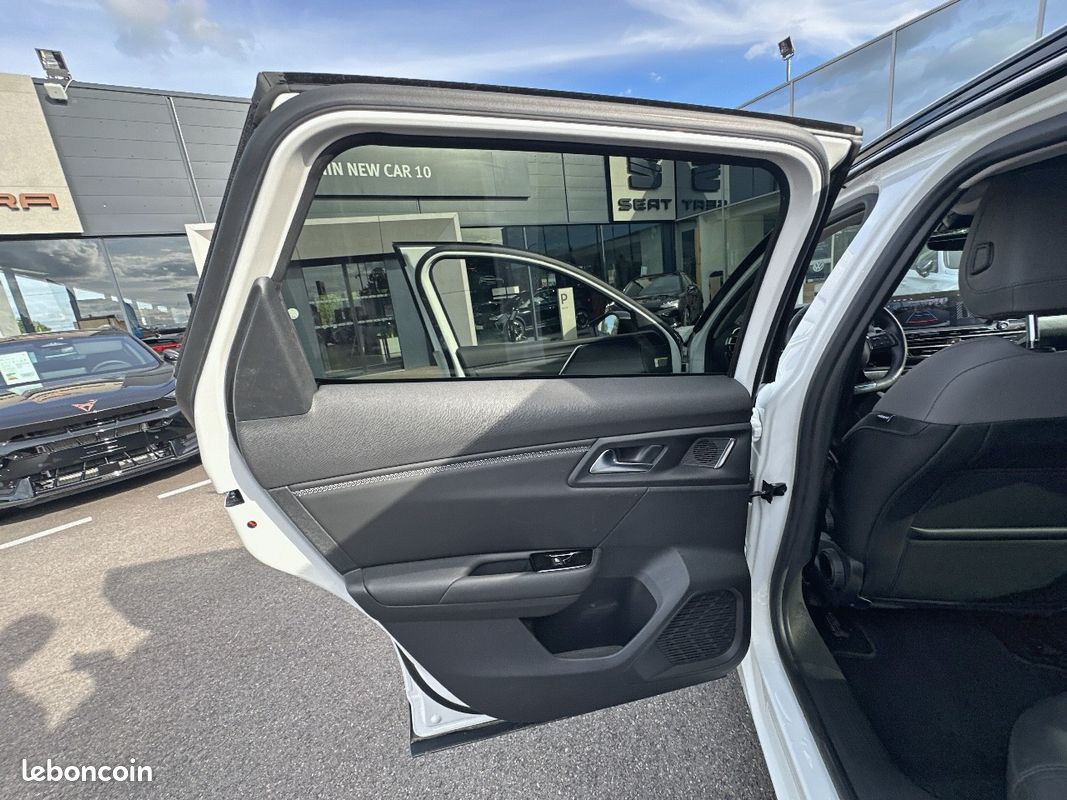 CITROEN C5 X Hybride Rechargeable 225 S&S e-EAT8 Shine (image 28)