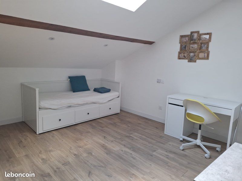 Appartement 1 pièce 24 m² · à Saint-Étienne · 24 m² · 500 €