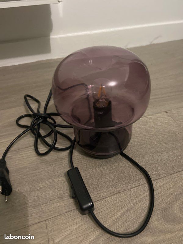 Lampe de chevet IKEA (image 2)